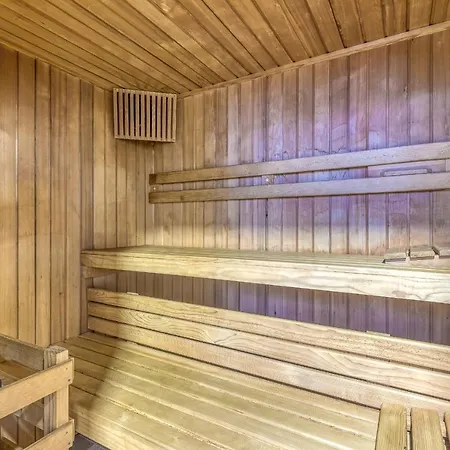 Вилла Pool & Whirlpool Art *