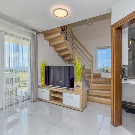 Вилла Pool & Whirlpool Art