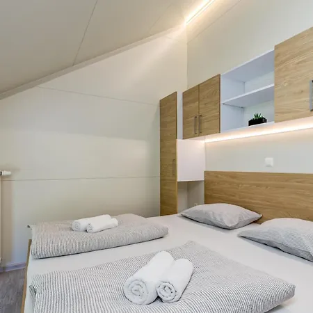 Pool & Whirlpool Art Villa Trebnje