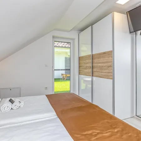 Вилла Pool & Whirlpool Art