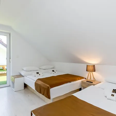 Pool & Whirlpool Art * Trebnje