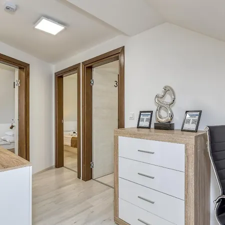 Вилла Pool & Whirlpool Art *