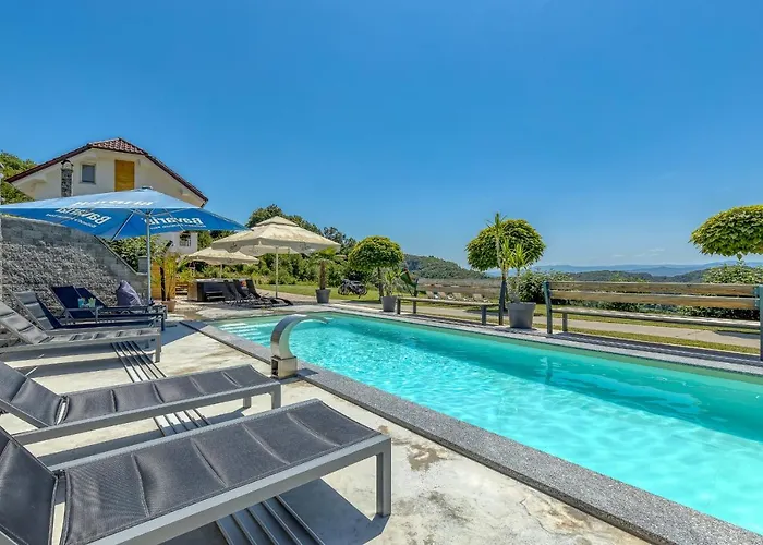 Pool & Whirlpool Art