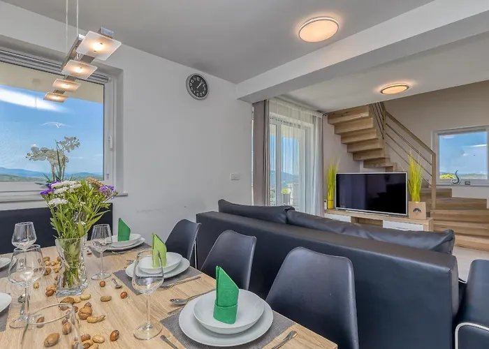 Pool & Whirlpool Art * Trebnje