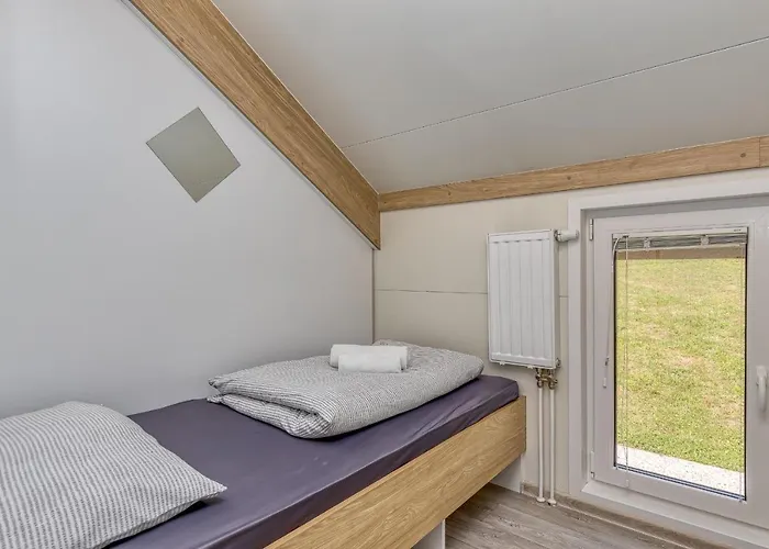 Villa Pool & Whirlpool Art *