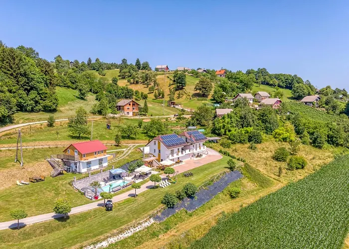 Pool & Whirlpool Art Villa Trebnje