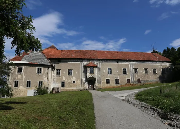 Pool & Whirlpool Art * Trebnje